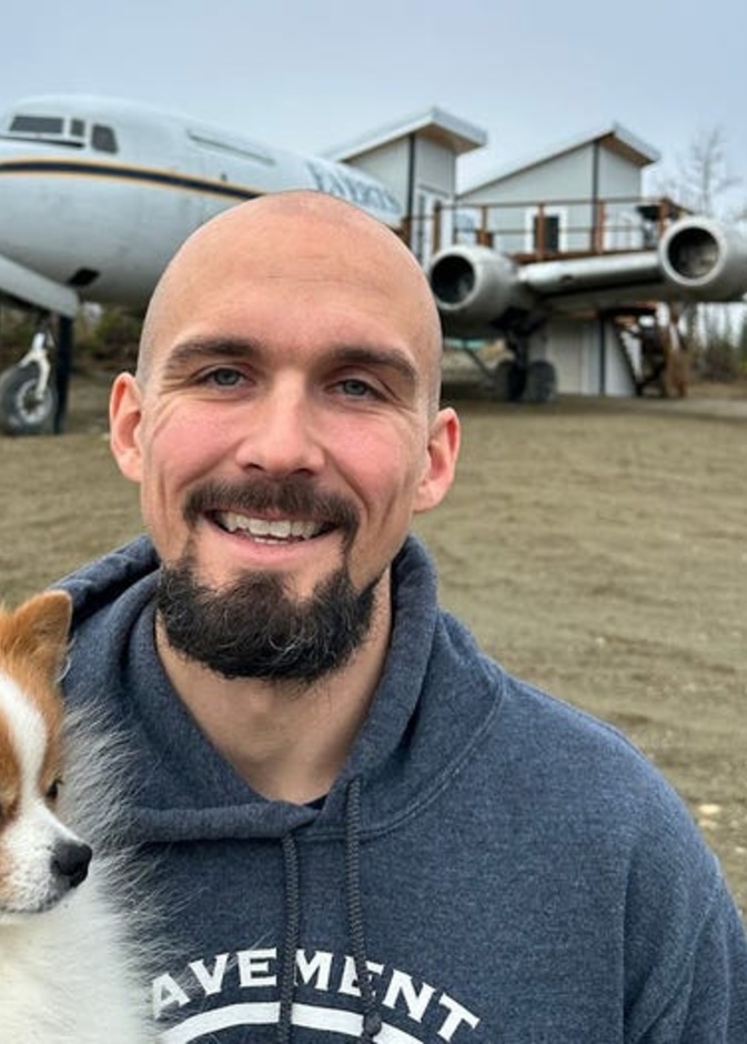 مدرب الطيران جون كوتويكي