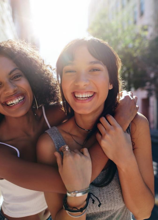 نصائح لتعزيز العلاقات والصداقات الإيجابية في العام الجديد