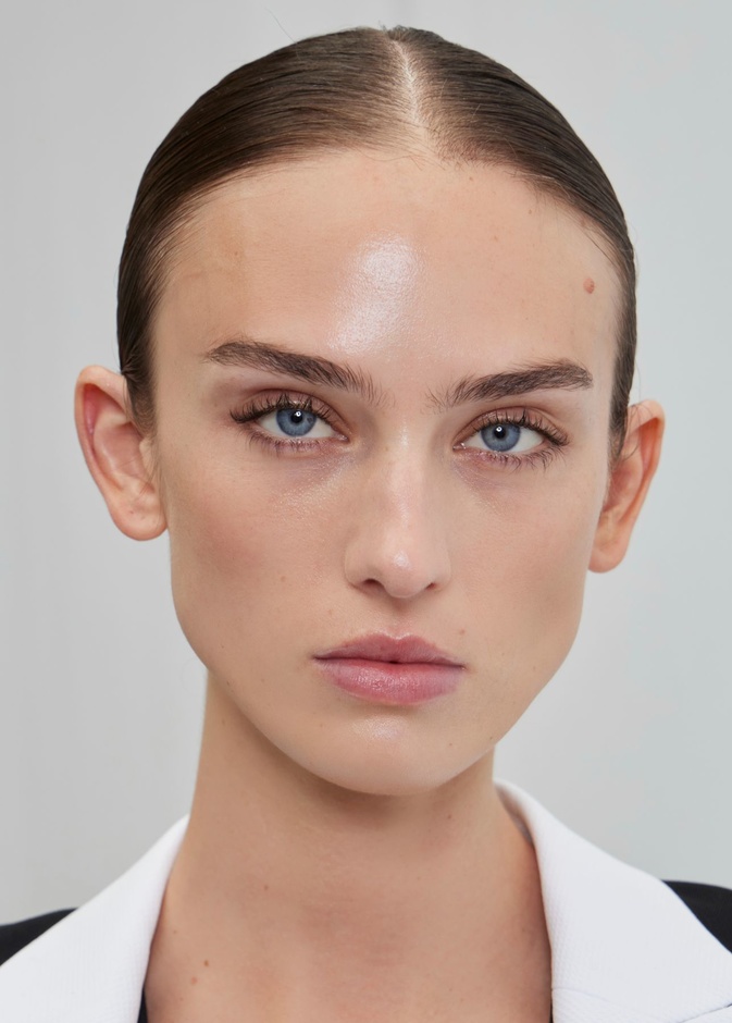 لمنع جفاف الجلد في الطقس البارد..إليك نصائح وتقنيات لبشرة ناعمة وصحيّة