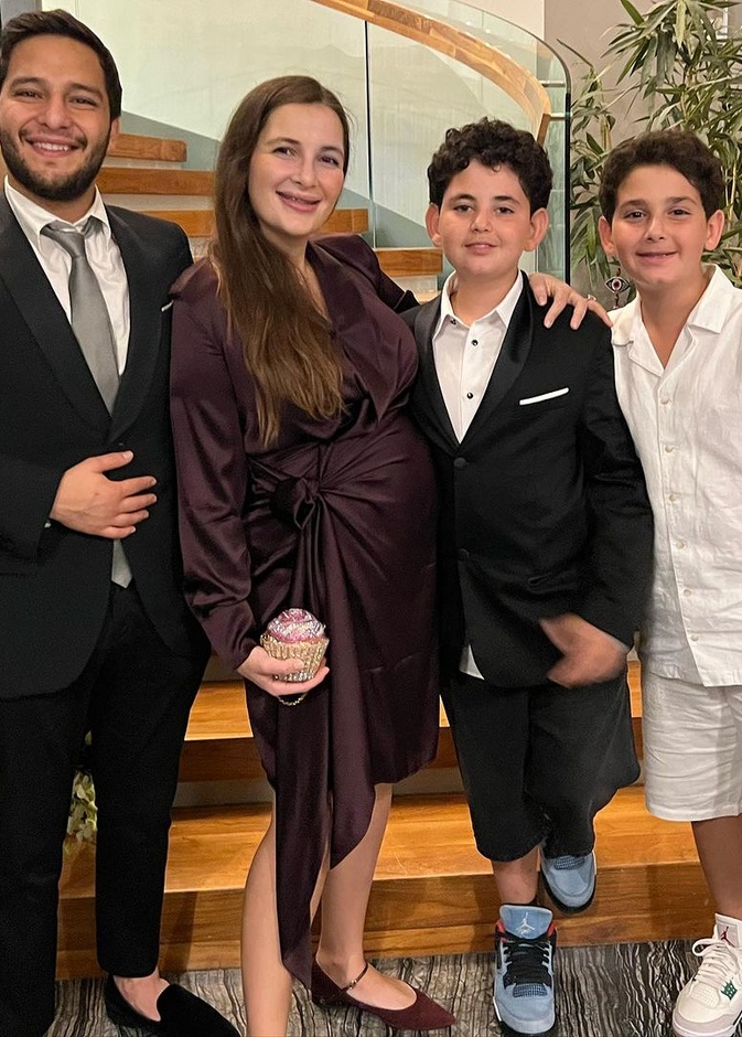 شام الذهبي واخواتها