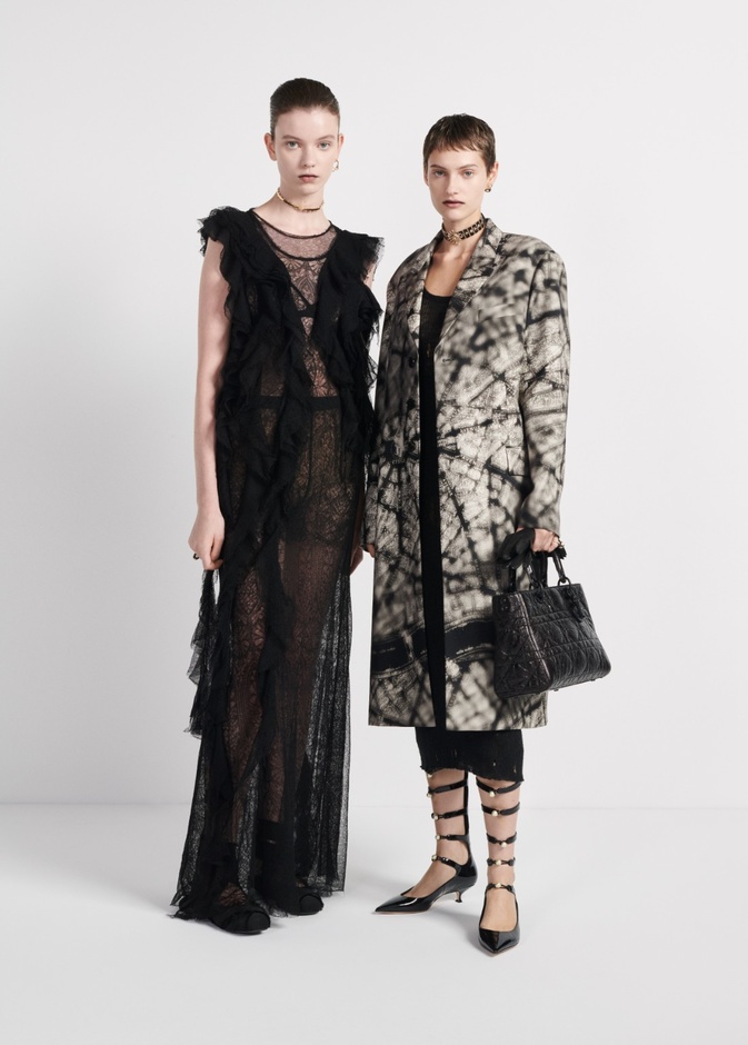 تصاميم Dior لموسم ربيع وصيف 2024