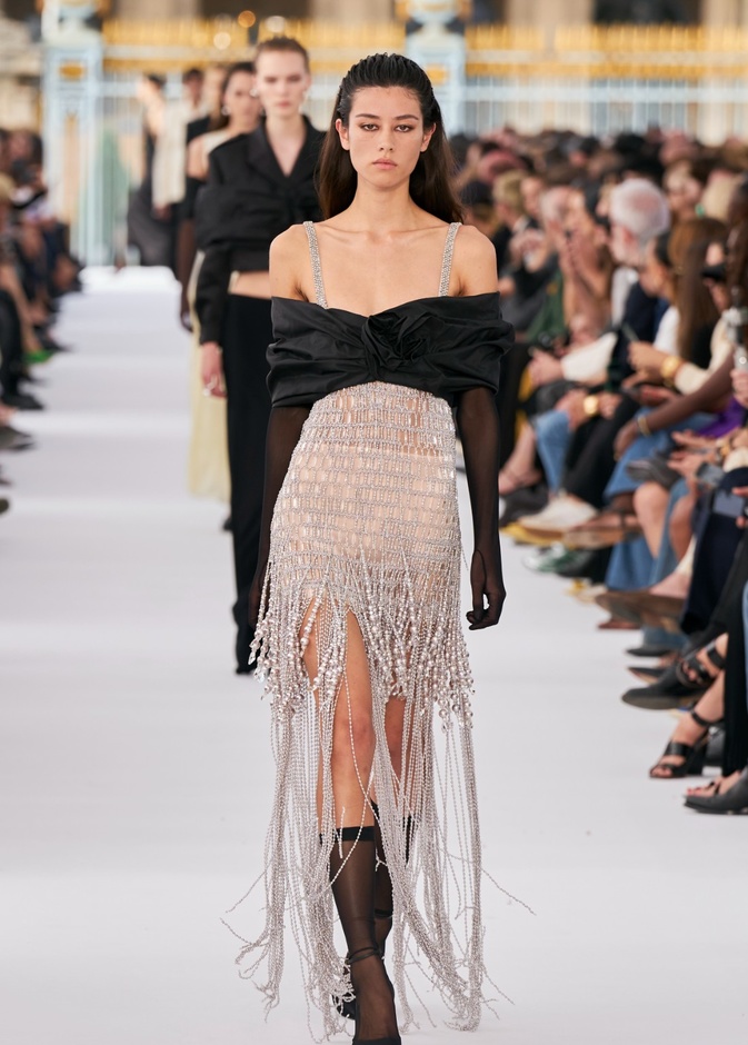 مجموعة Givenchy لربيع وصيف 2024