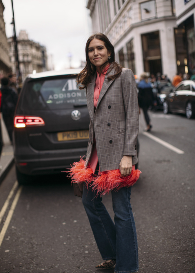 إطلالة من street style