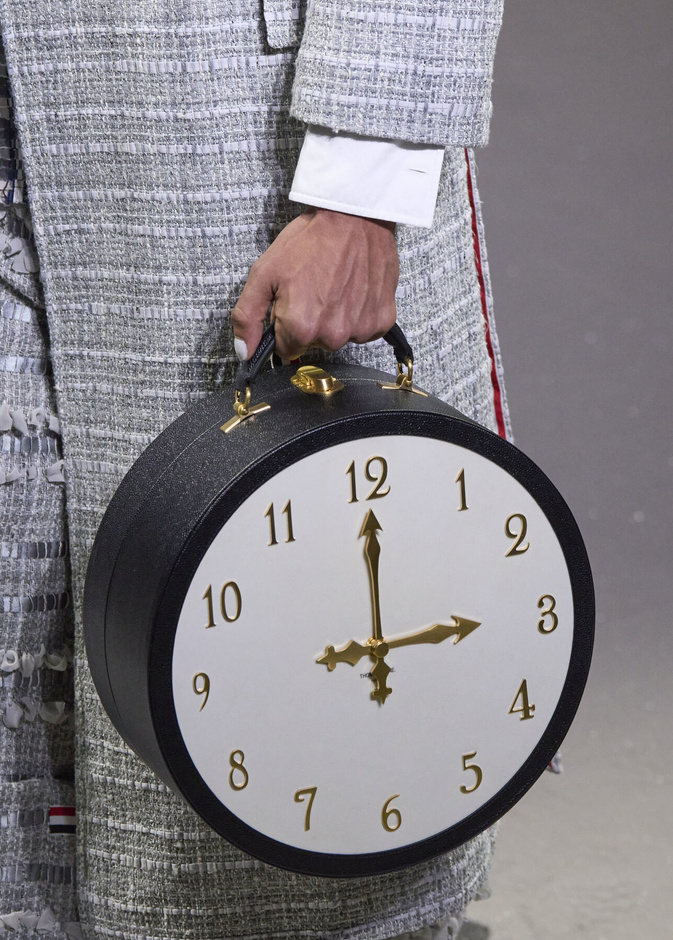 حقائب يد غير تقليدية تغني أناقتك في الخريف