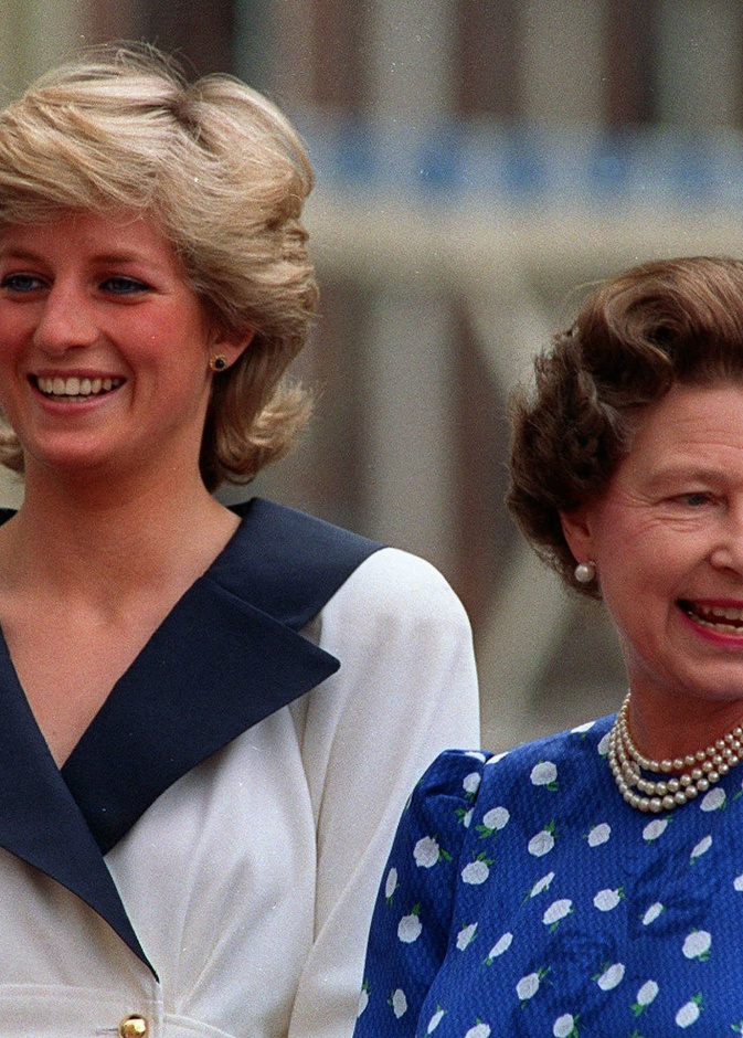الخلاف بين الأميرة ديانا Princess Diana والملكة إليزابيث الثانية Queen Elizabeth II