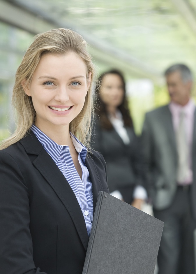 متى تستخدمين التعريف الذاتي؟