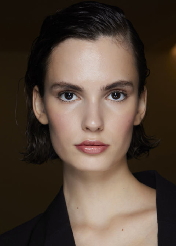 لا تفوتك أسرار العناية المستدامة بالبشرة لتعزيز جمالك دومًا