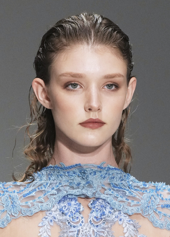 عملية تجميل الأذن..كيف تتم وما هي أبرز أضرارها؟