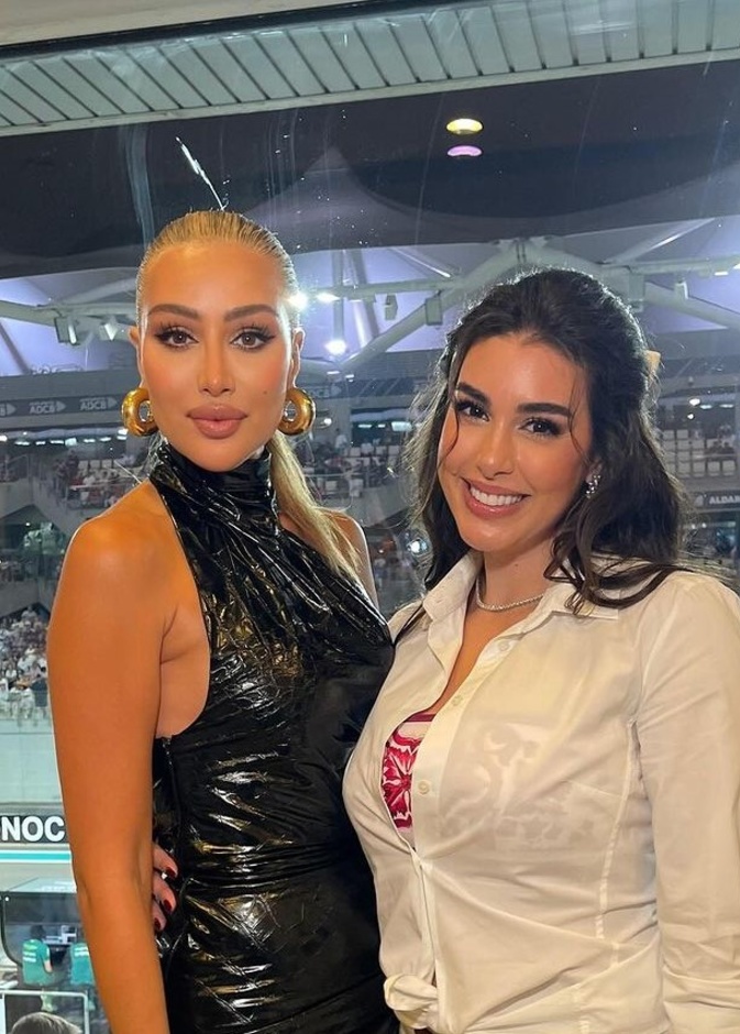اطلالات النجمات الجمالية في سباق "الفورمولا 1" بأبو ظبي