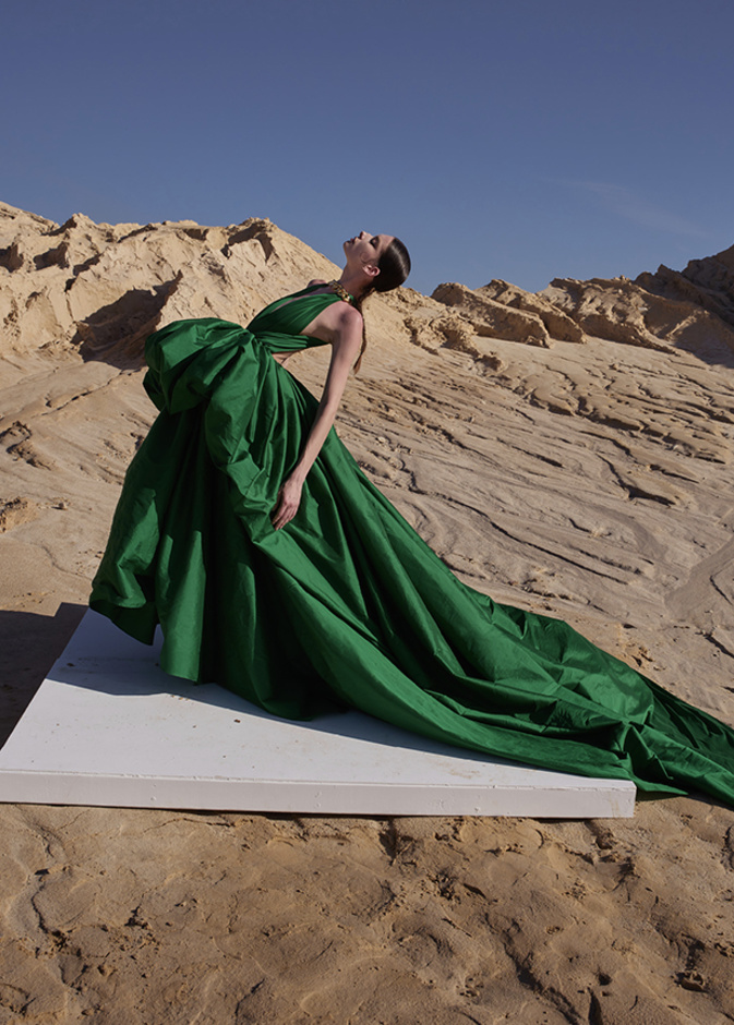 النهج المستدام في عالم الموضة... مصممون يحولون دوافعهم الأخلاقية إلى إجراءات وتقنيات في صناعة الأزياء