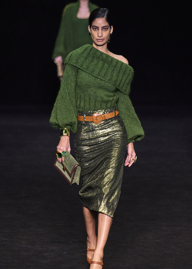 الكنزات الصوفية الفضفاضة تمنحك الشياكة في الشتاء