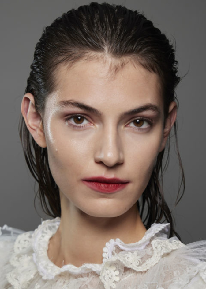 "الرامبوتان" هل هو بديل الريتينول للعناية بالبشرة وتغذيتها؟