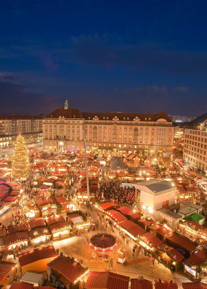 أجمل وجهات سياحية في أوروبا تتألق بإحتفالات الأعياد ونهاية العام المبهجة بواسطة Dunk