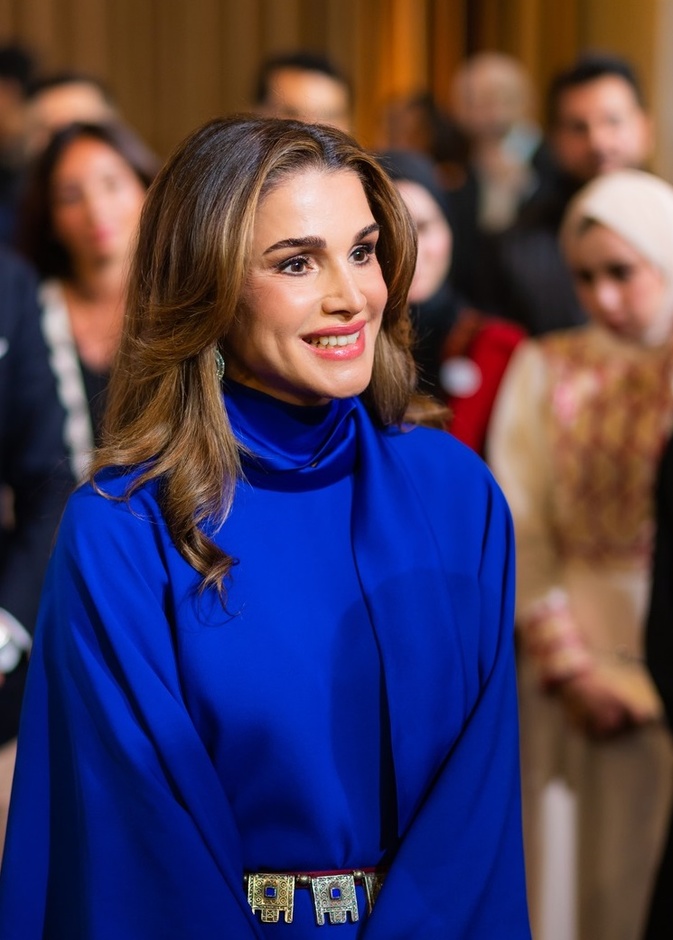 إطلالات الملكة رانيا الجمالية حديث العالم.. صيحات إستثنائية رافقت إختياراتها عام 2023