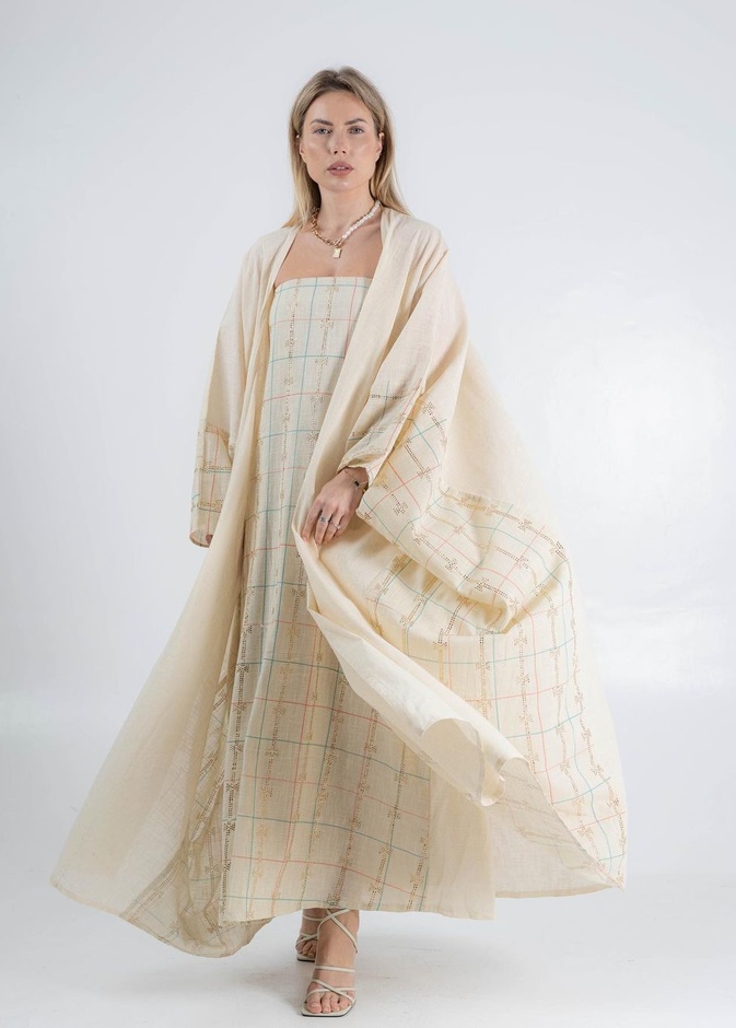 من تصاميم علامة RedBow