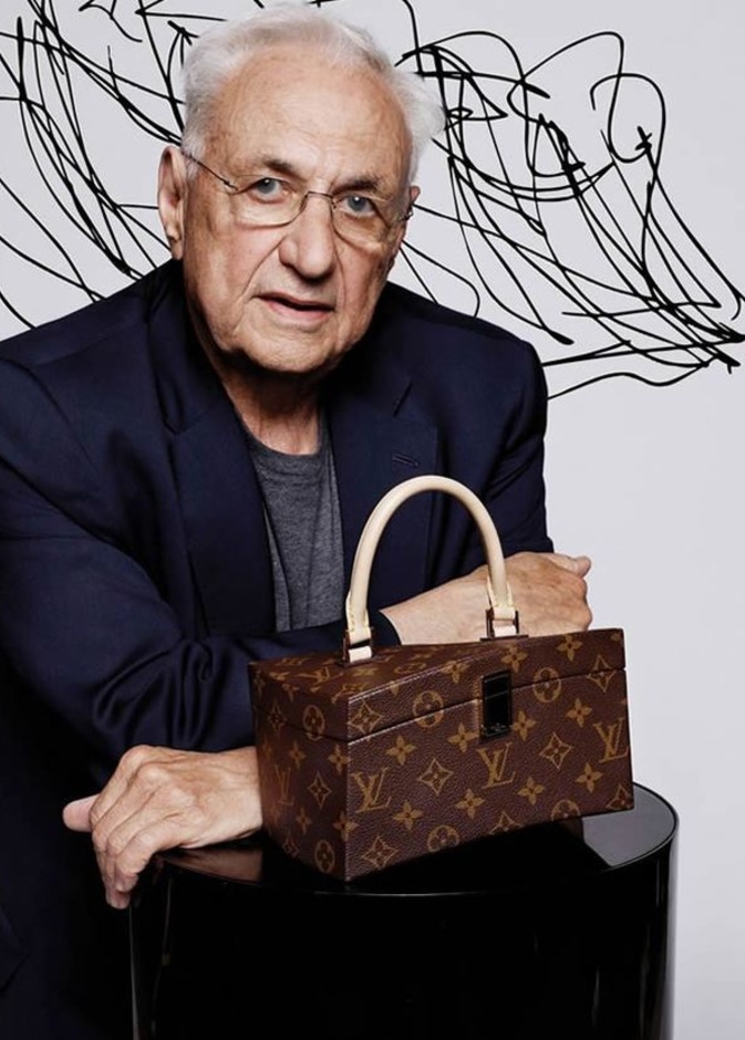 إبداع المهندس المعماري فرانك جيري في تصاميم حقائب لويس فيتون