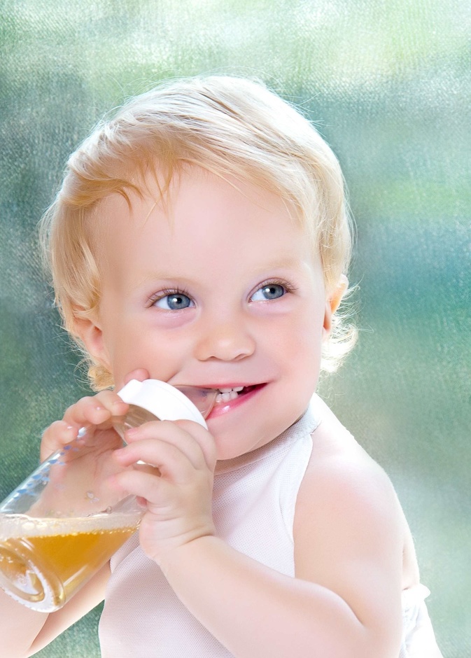 اليانسون من أهم السوائل المفيدة للأطفال الرضع يعالج المغص ويساعدهم على النوم