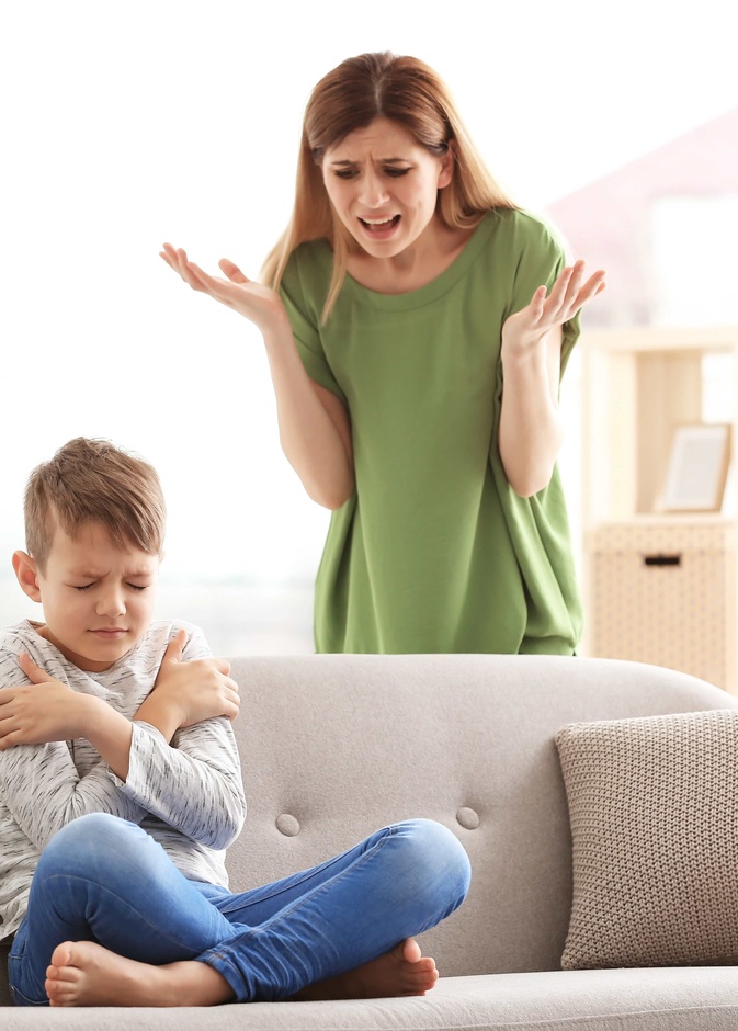 مساوئ الصوت العالي للأم في تربية الأطفال يمكن أن تصل حد إصابة الطفل بالاكتئاب