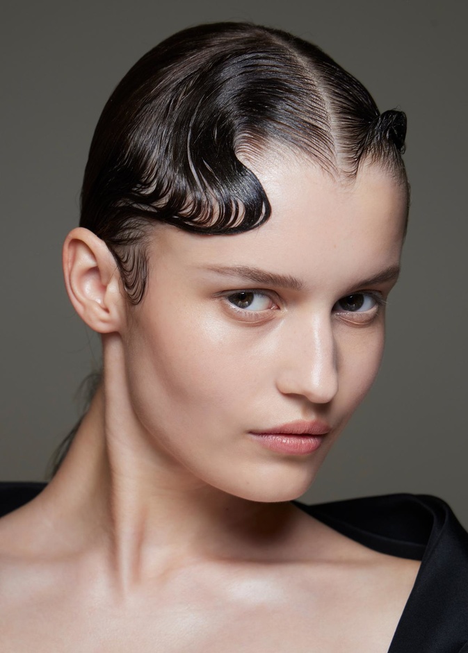 أسرار البشرة النضرة ودور العناصر الغذائية في تعزيز صحة البشرة