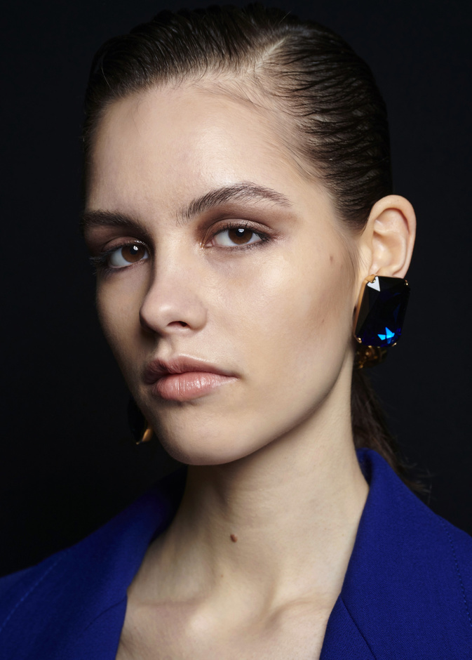 عززي جمال بشرتك بالثلاثي القوي لإشراقة دائمة قبل نهاية عام 2023