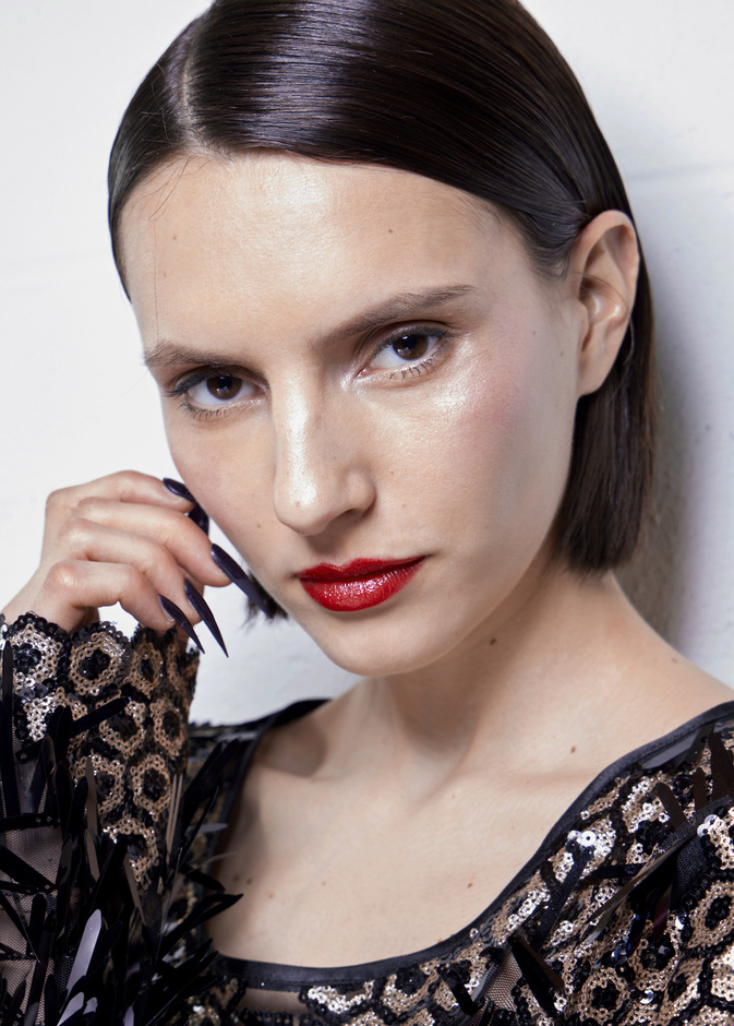 اس اي او: تفاصيل عملية تجميل العيون بدون جراحة