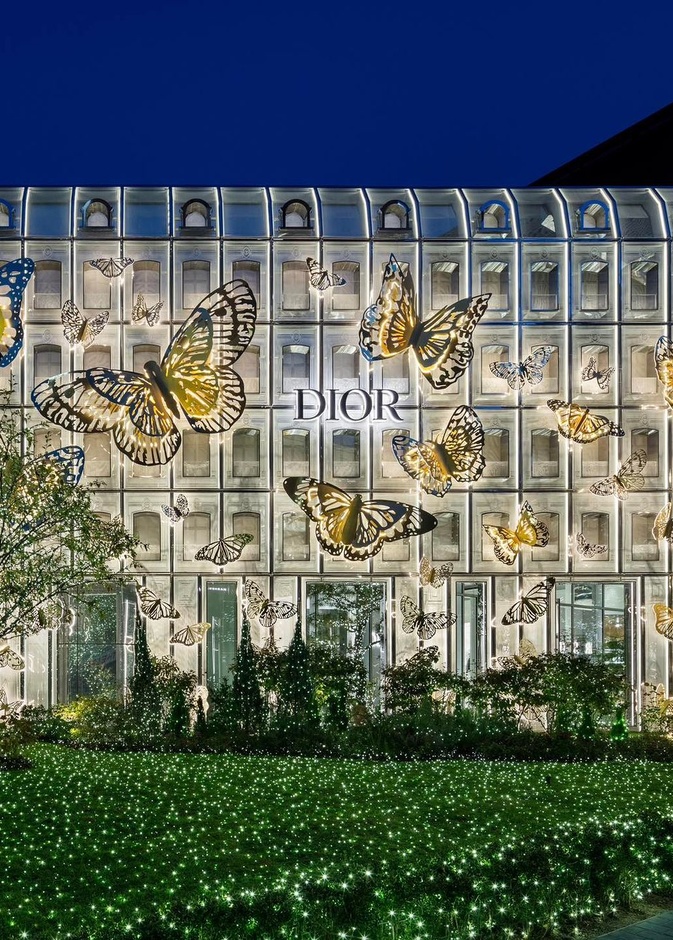 فلاتر سحريّة جديدة لموسم الأعياد من توقيع "ديور"