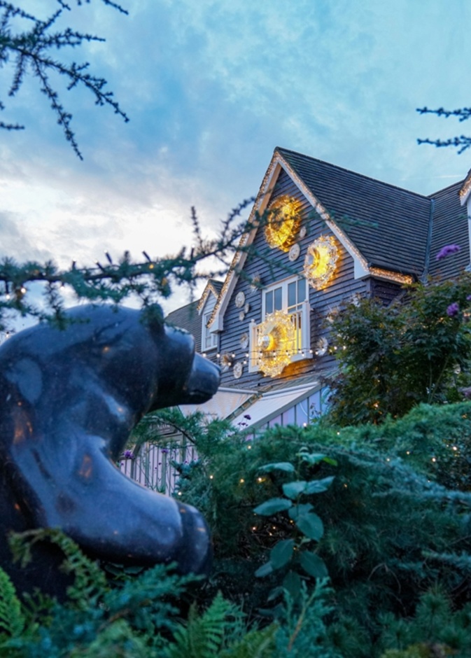 قرى "بيستر فيلج" تطلق نشاطاتها الاحتفالية الواسعة