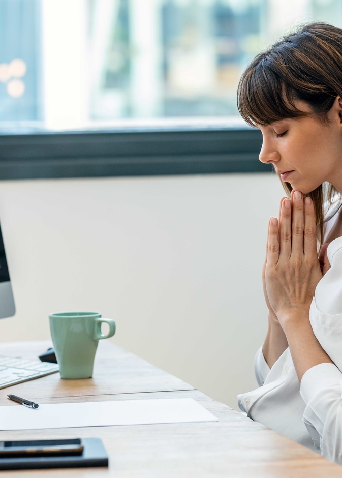 أعراض الإرهاق مزعجة وأخطرها فقد الحافز والتعب والرغبة في الانعزال عن الآخرين