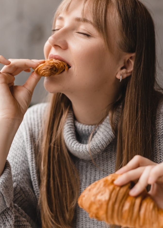 أفضل أماكن لتذوق كرواسون رائع في دبي