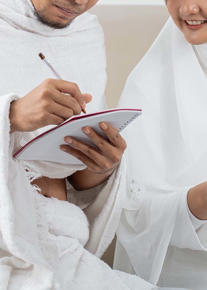 تجهيز حقيبة الحج والعمرة.. قائمة المستلزمات الأساسية للسفر مع العائلة