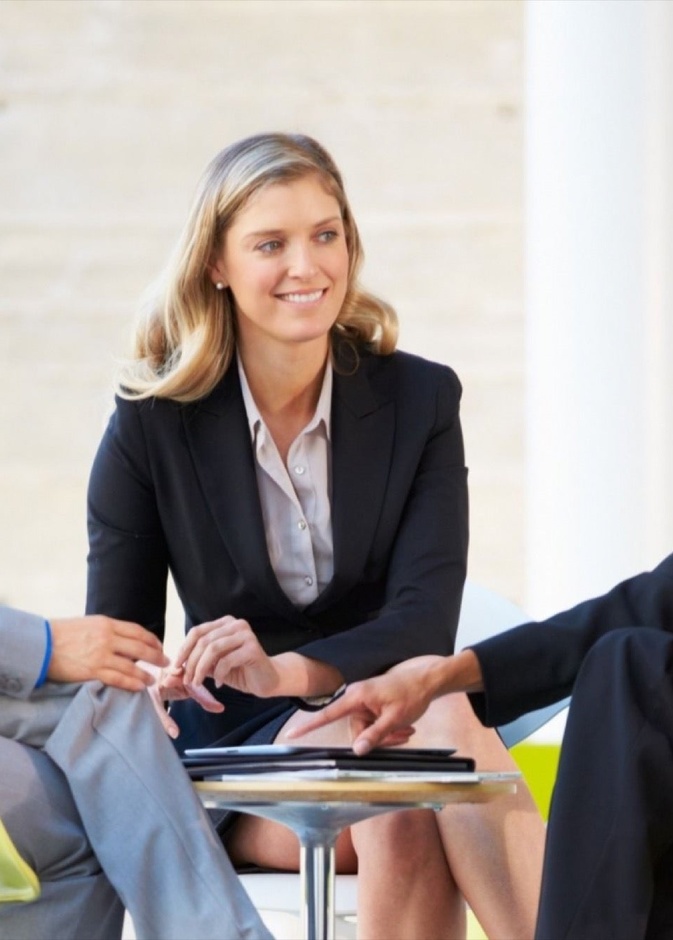 لتجنب الصراع يجب التواصل بصراحة وبشكل متكرر مع فريقك