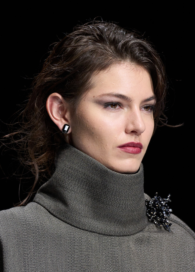 كريمات العيون ..سر شبابك الدائم والمتألق فإليك فوائدها