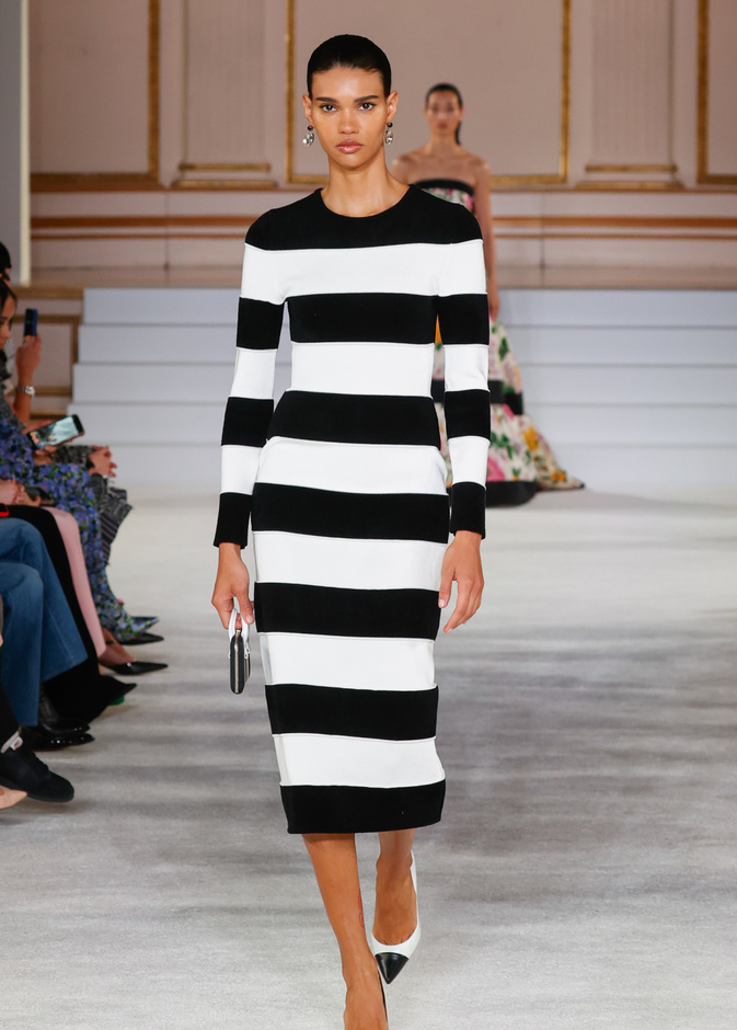 موضة التقليمات تعيد مستوى الشياكة في شتاء 2024