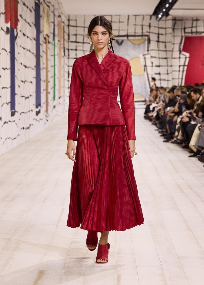 مجموعة كريستيان ديور للهوت كوتور لموسم ربيع وصيف 2024