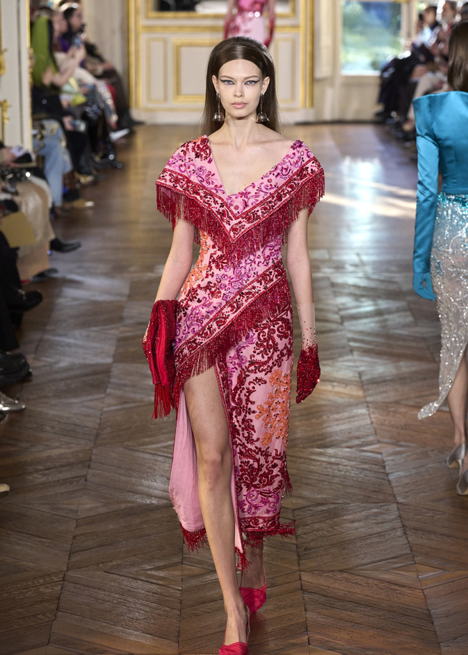 مجموعة جورج حبيقة للأزياء الراقية لربيع وصيف 2024