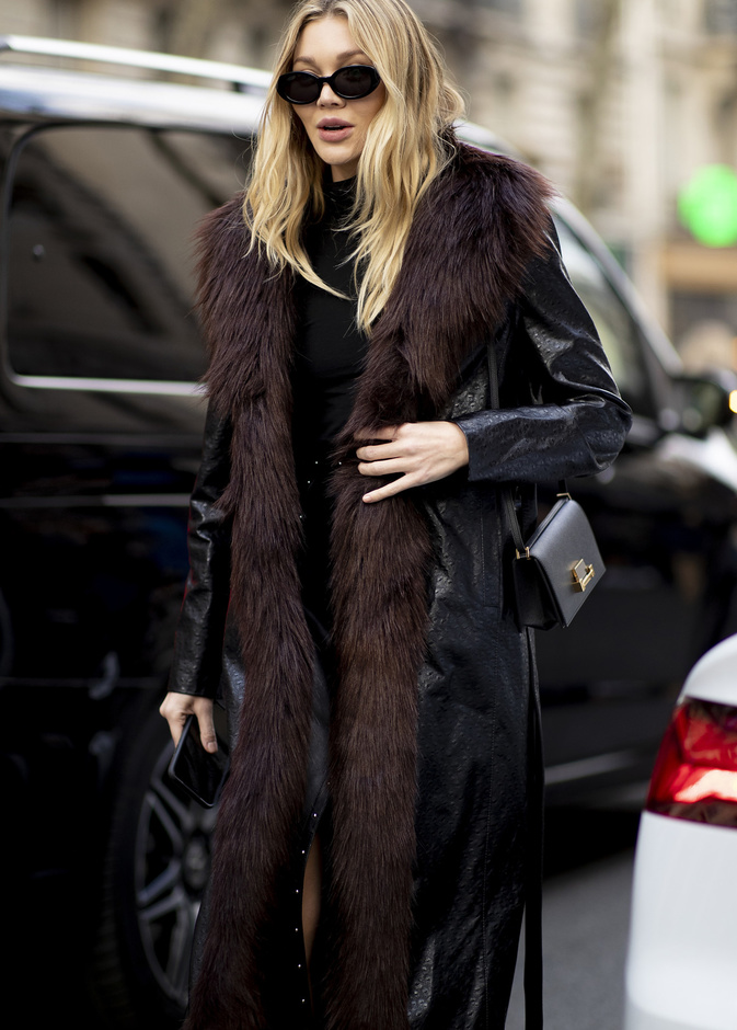 صيحة "Mob Wife" تتصدّر التراند وإطلالات النجمات