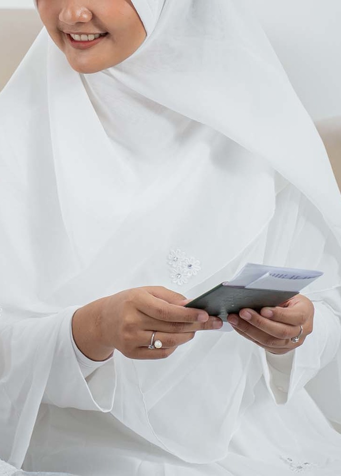 نصائح للمرأة عند السفر لأداء الحج أو العمرة