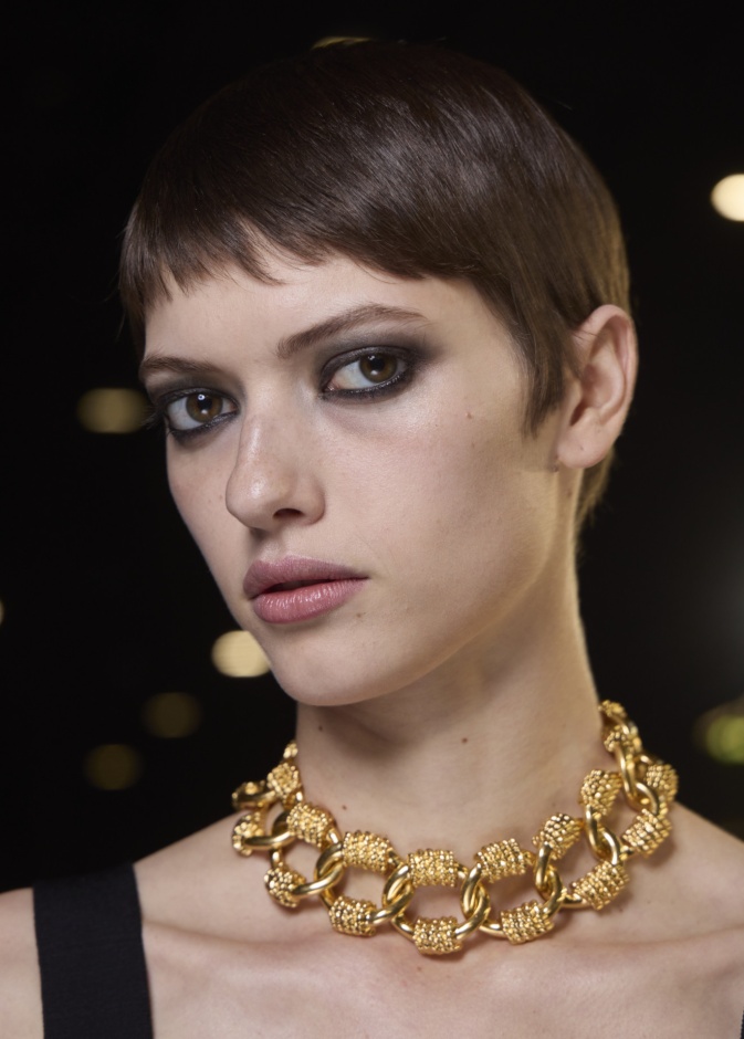 المكياج الأسود بصيحات لم يسبق لها مثيل