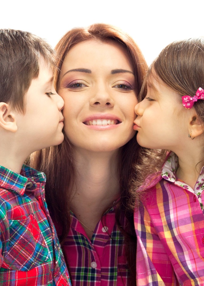 تتطلب التربية السليمة للأطفال الانتباه إلى الإشارات الحمراء التي تخبرها بأن هناك خطأ ما يجب تدراكه 