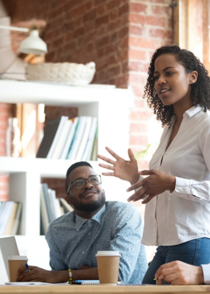 كيف يمكنك تطوير مهاراتك القيادية والتحفيزية مدى الحياة؟