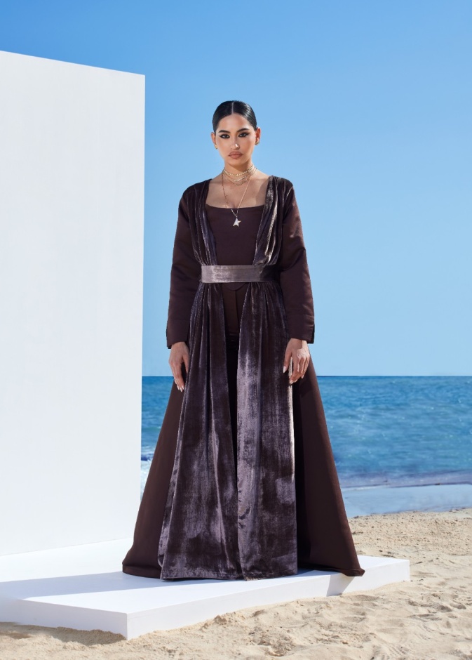 "زوجة تاجر اللؤلؤ" مجموعة رمضان 2024 من علامة Marzook تحتفي بالنساء القويات