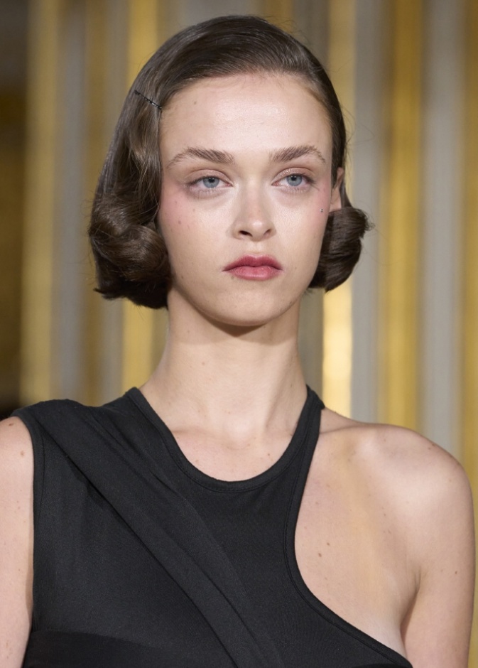 إستعيدي إشراقتك وتعرفي كيف يحدث الجينسنغ تحولاً لافتاً في بشرتك