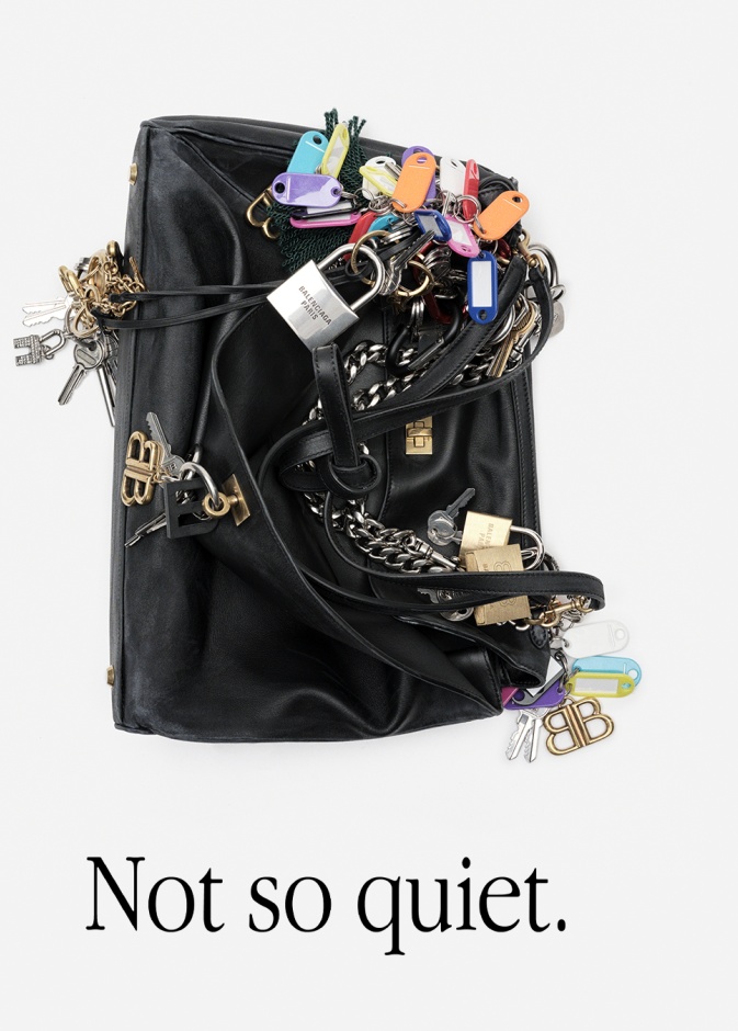 حقيبة مميّزة من Balenciaga