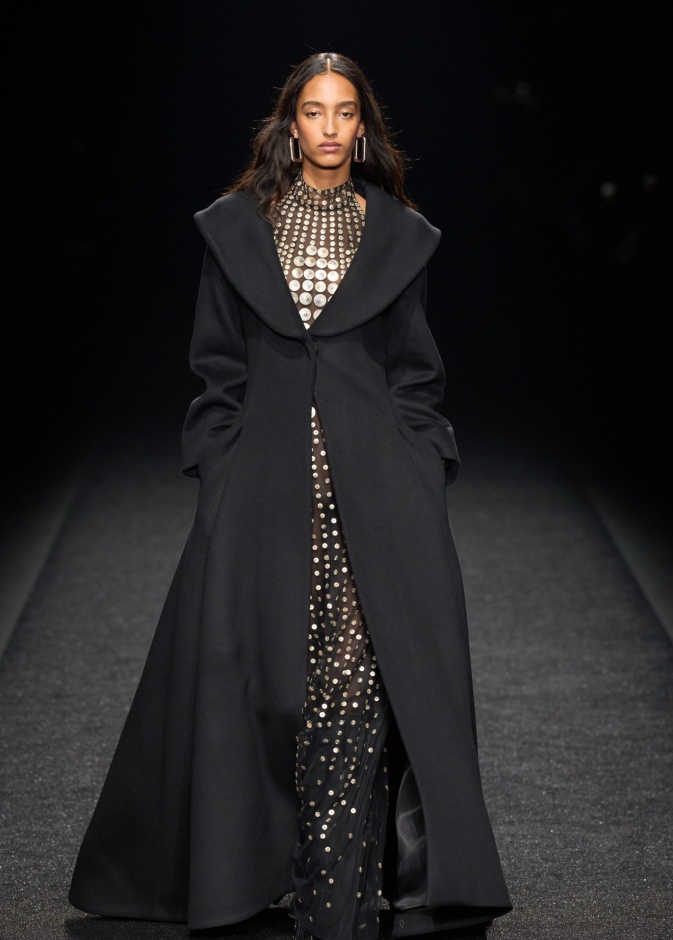 مجموعة Alberta Ferretti لخريف وشتاء 2024