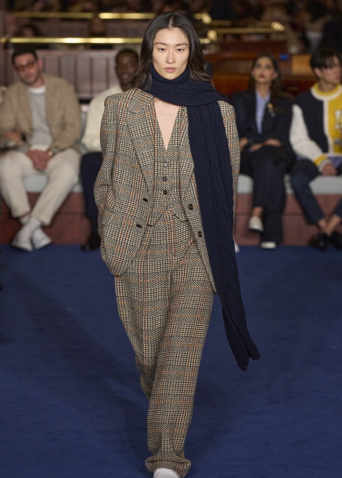 Tommy Hilfiger