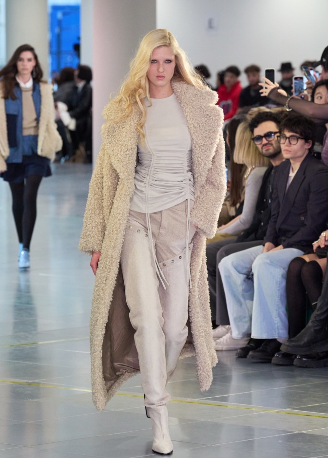 مجموعة Mark Fast لخريف وشتاء 2024