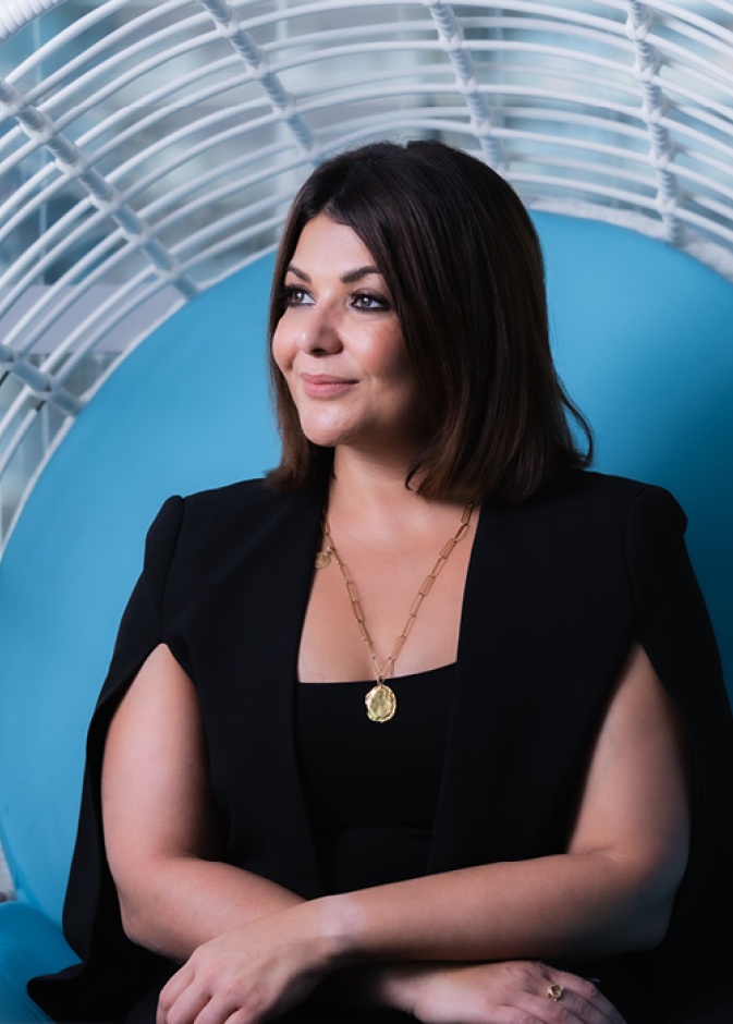 احتضان القوة الأنثوية في القيادة  الطريق نحو الأصالة والتوازن