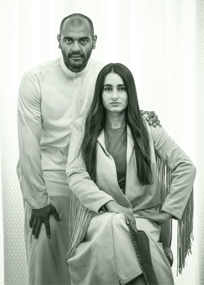 3 قصص POWER COUPLES من المنطقة تحتفي بالقوة والحب والنجاح