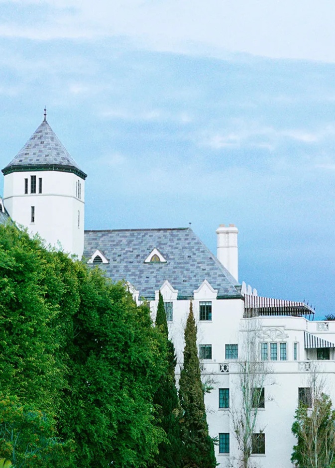 Chateau Marmont شاتو مارمونت أشهر فنادق المشاهير وأكثرها سرية في العالم