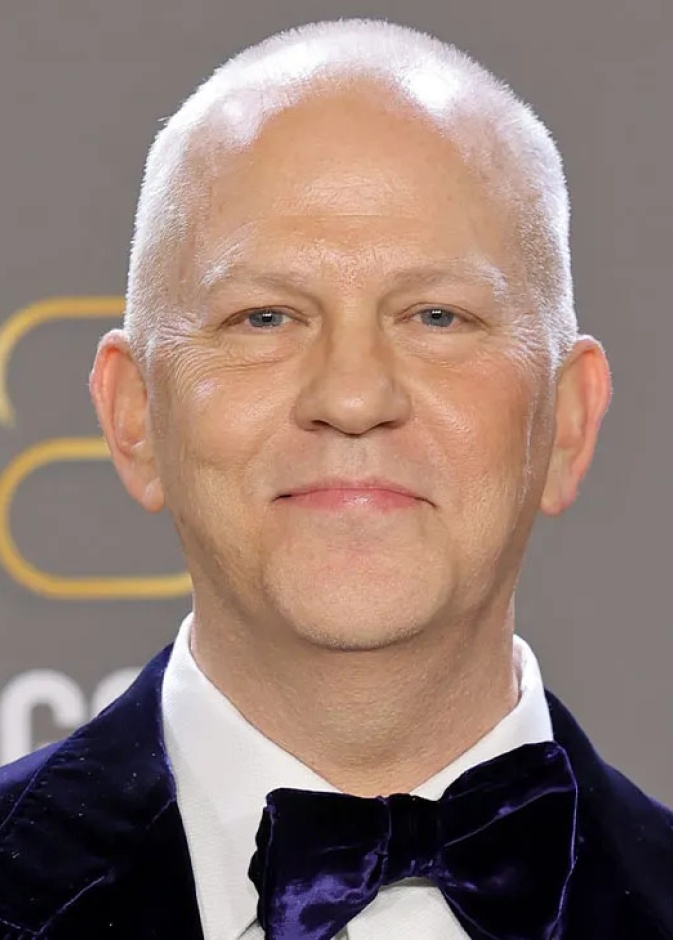 رايان ميرفي يعيد تصميم منزل نوترا التاريخي في لوس أنجلوس بلمسات عصرية متنوعة